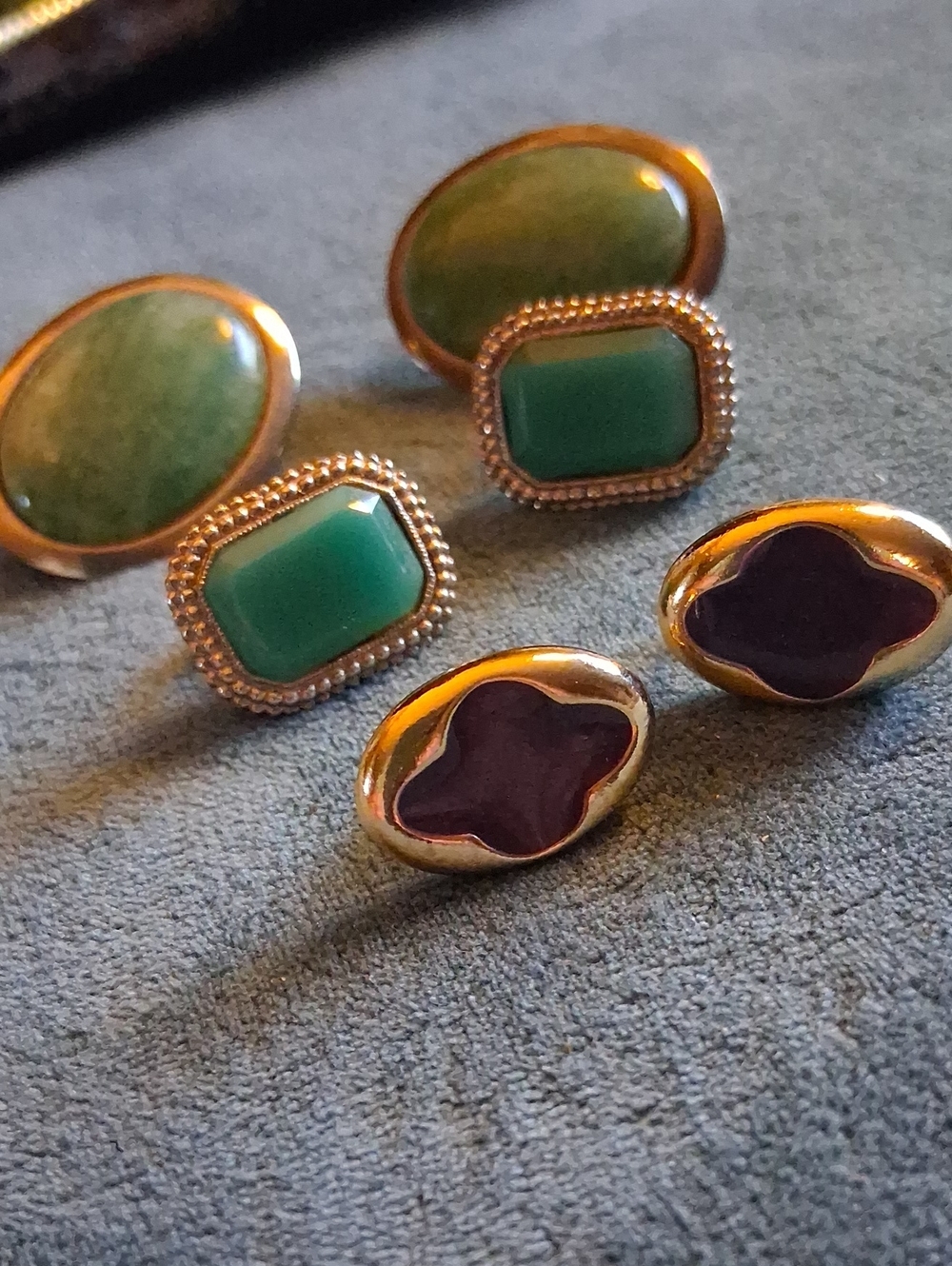 Vintage Set Of Clip On Earrings Gold Tone Gemstone  in Green & Navy Blue Enamel